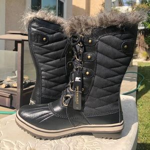 BRAND NEW-Sorel tofino II faux fur trim black 7.5